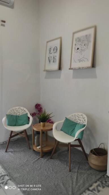 4 - Acogedora Habitacion Junto A Ruzafa Con Bano Privado Y Aire Acondicionado Валенсия Екстериор снимка